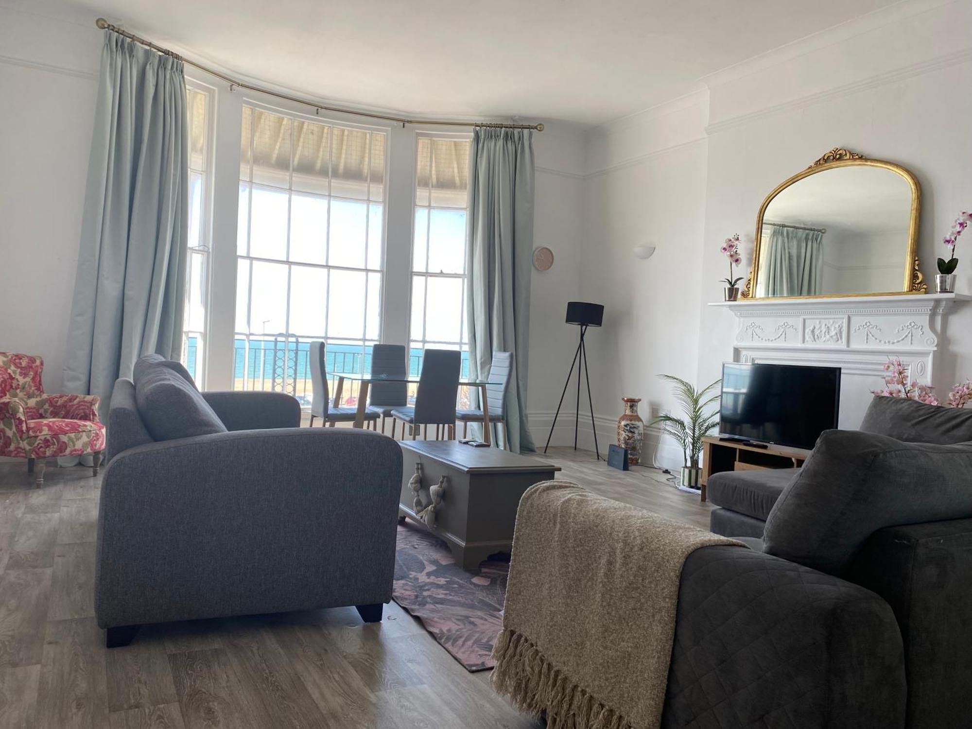 Period Sea View Flat In Hastings Appartement Buitenkant foto